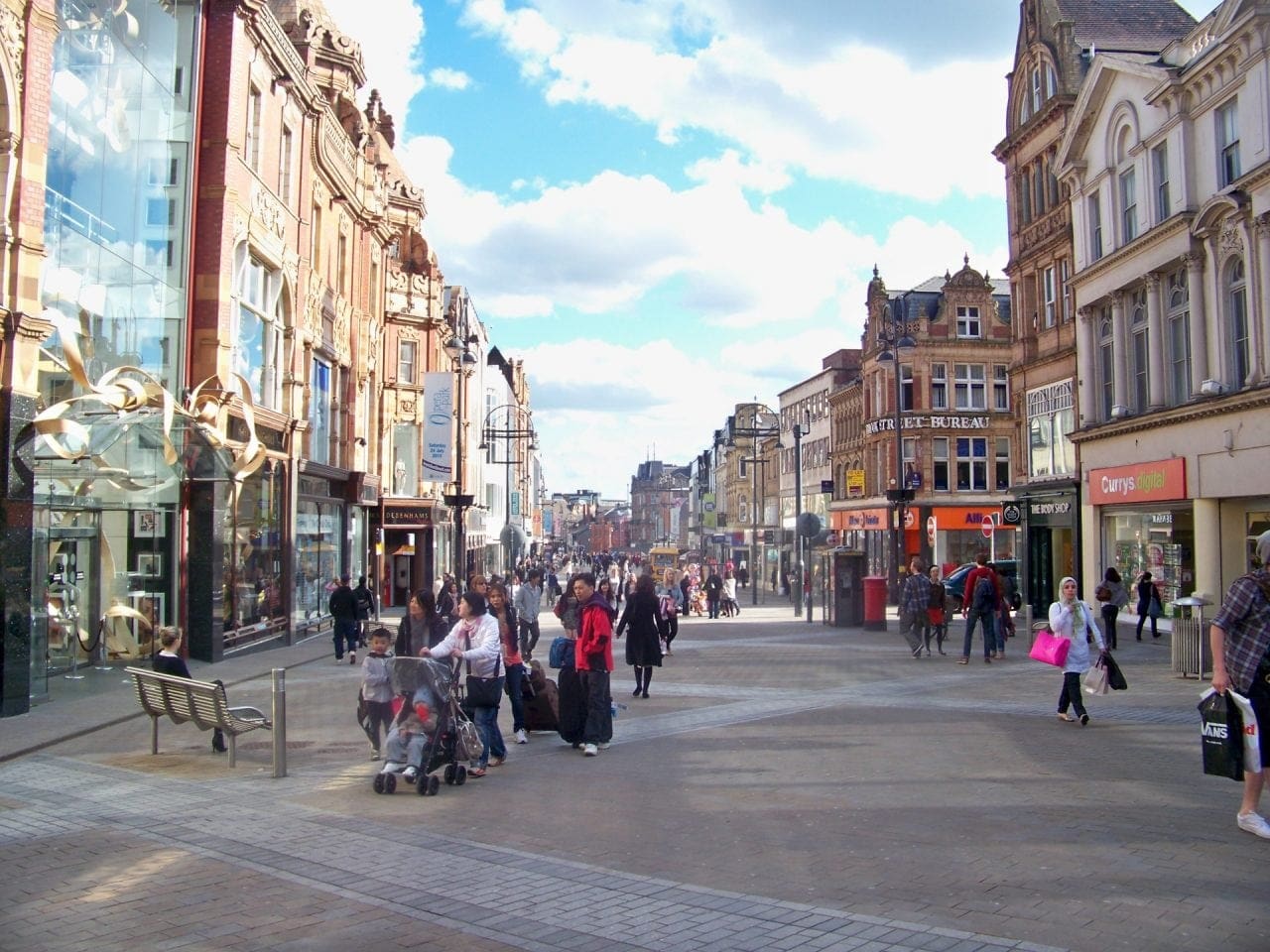 Leeds city centre - Residential vs. Commercial – De unde provin diferentele de cotare?