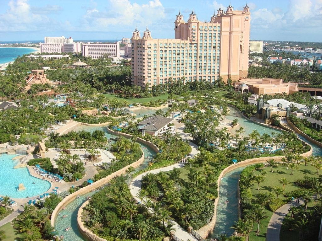 The Current water ride at Atlantis Bahamas 1024x768 - Top: Cele mai luxoase hoteluri din lume