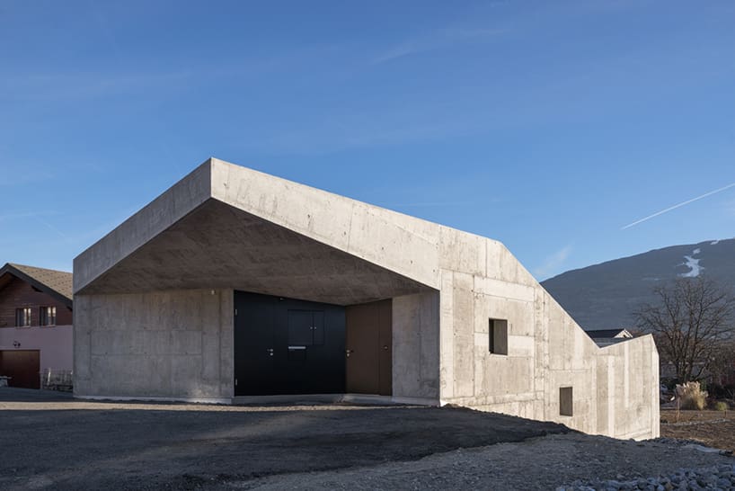 concrete anako architecture design house - Unconventional Homes: Case din beton cu design neașteptat