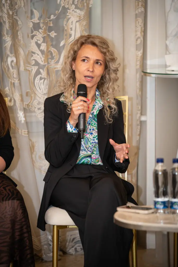 Adriana Ianculescu 683x1024 - Tabloul imobiliar pentru 2025, prezentat în cadrul conferinței „Women in Real Estate”
