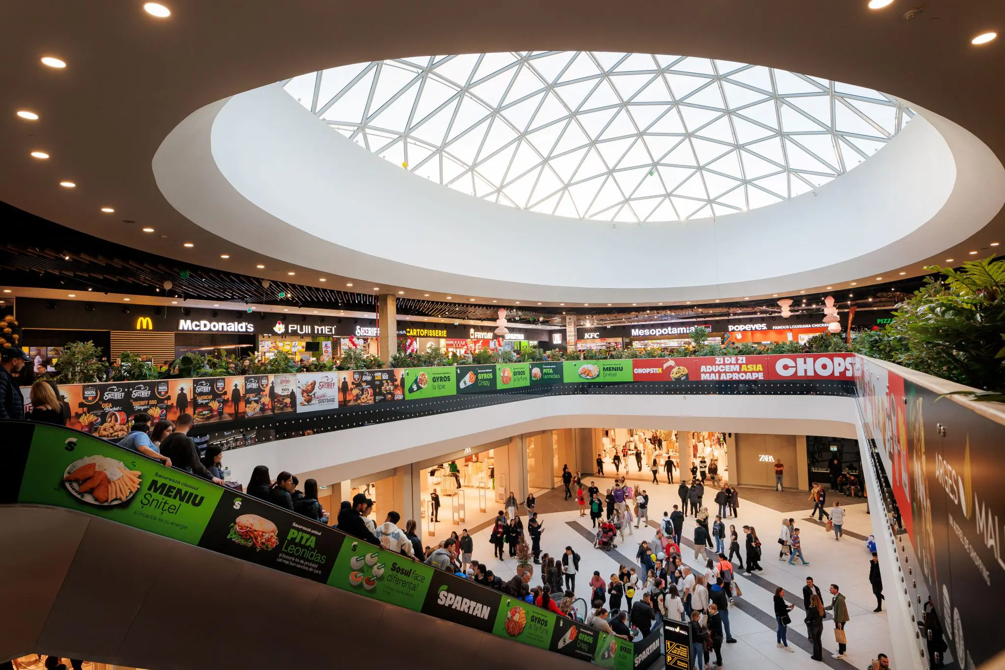ZIUA I ARGES MALL 174 of 174 002 scaled - Argeș Mall, refinanțare de 85,5 milioane de euro