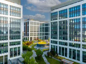 Business Garden Bucharest 300x225 - Vastint Romania