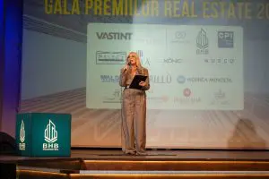 DSC 2047 1 300x200 - DSC_2047