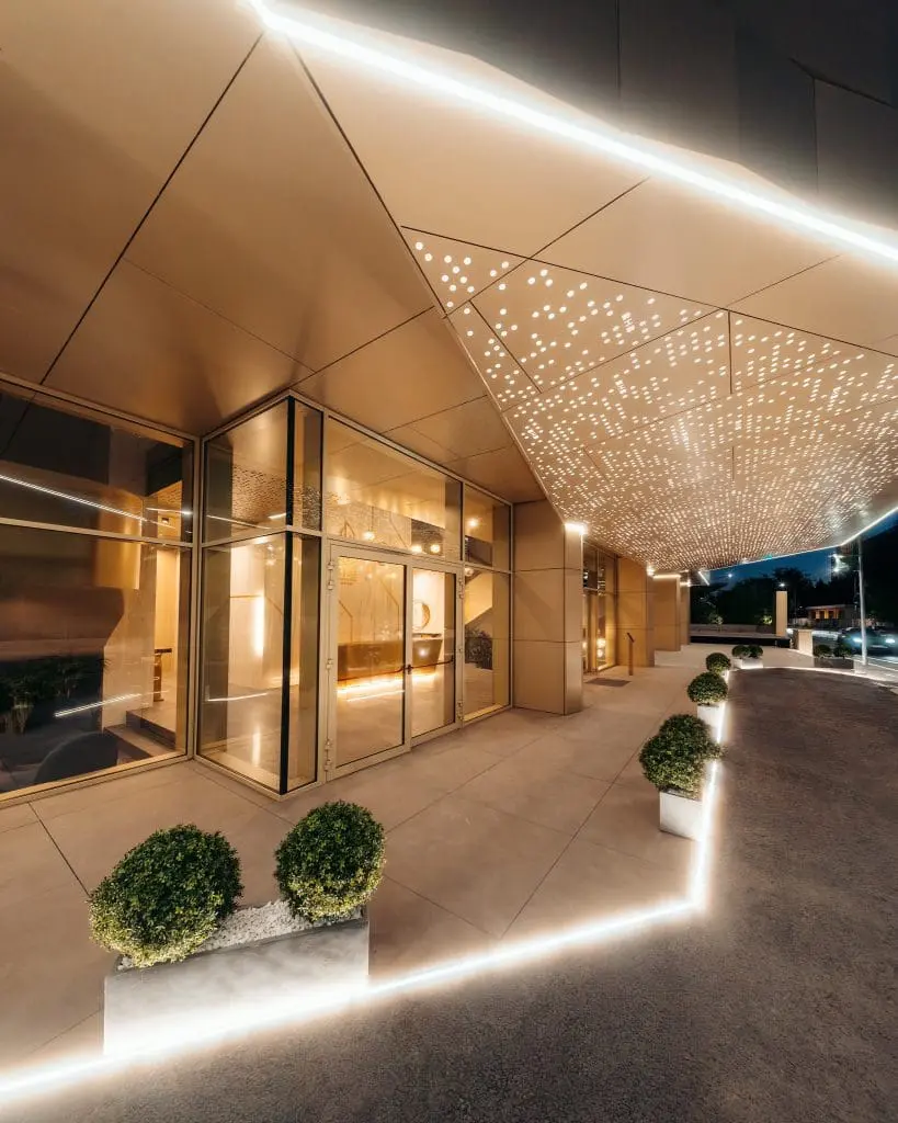 DSC02444 Edit copy 819x1024 - Standardul BHB Properties: facilități premium și randamente atractive pentru investitori