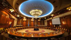 palace banner m 300x169 - palace-banner-m