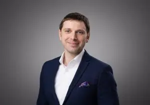 Costin Banica portrait 300x211 - Piața industrială locală, &icirc;ntre dezvoltare și jucători noi &icirc;n 2026