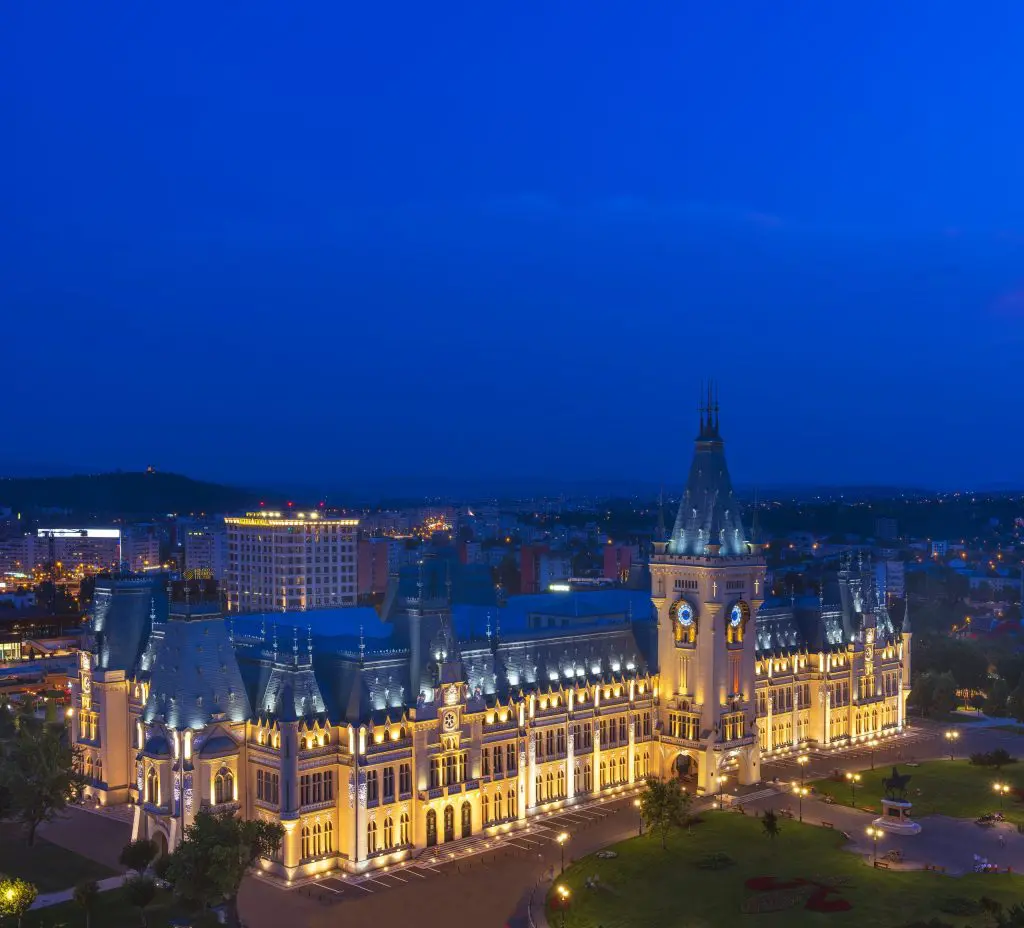 Palatul Culturii Iasi Foto Ozolin Dusa scaled 1 1024x928 - Primarul Mihai Chirica: Iașiul mizează pe capitalul privat pentru dezvoltarea zonei metropolitane