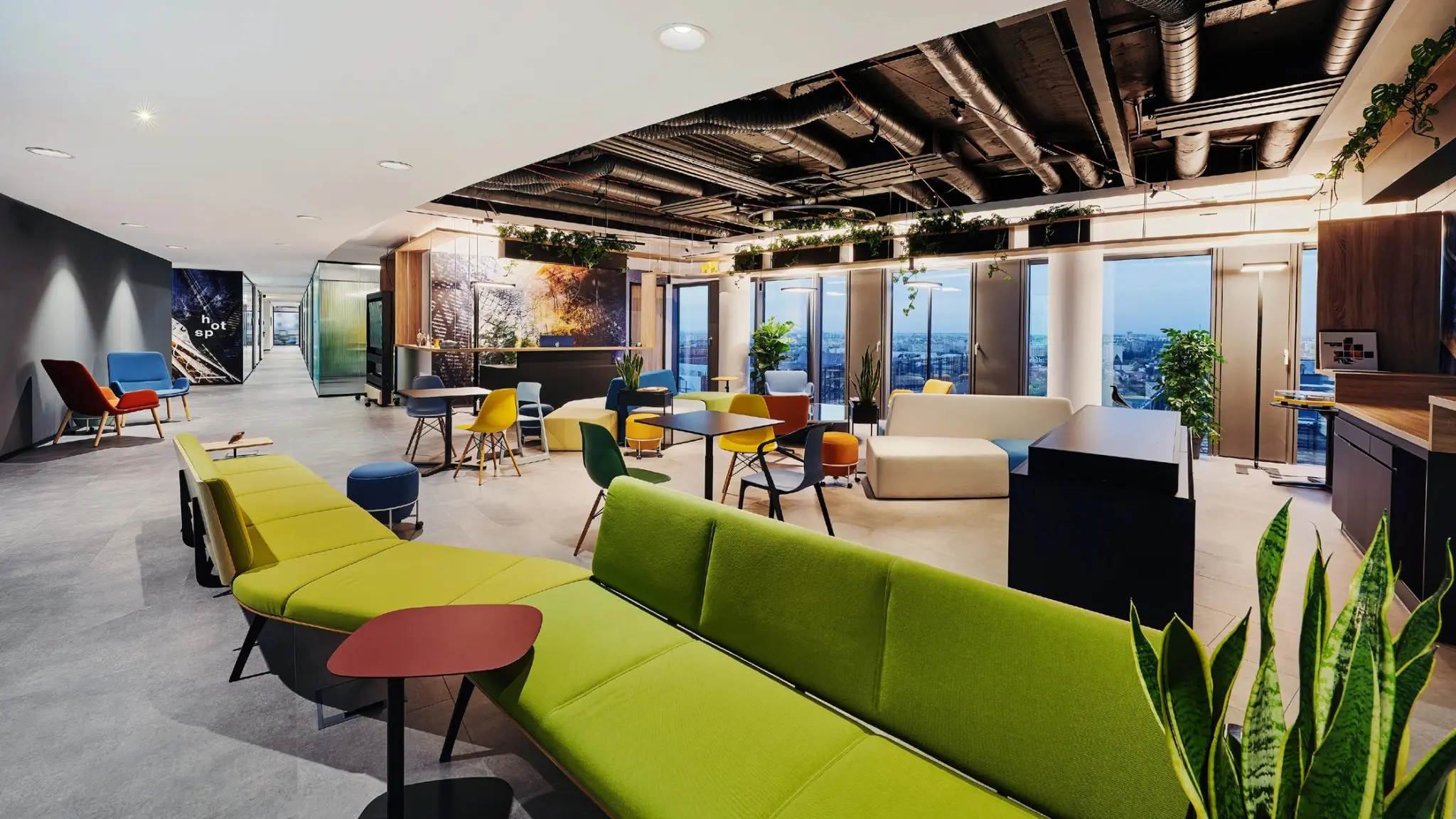 Skyhub interior scaled - Hotspot pregătește extinderea în nordul Bucureștiului