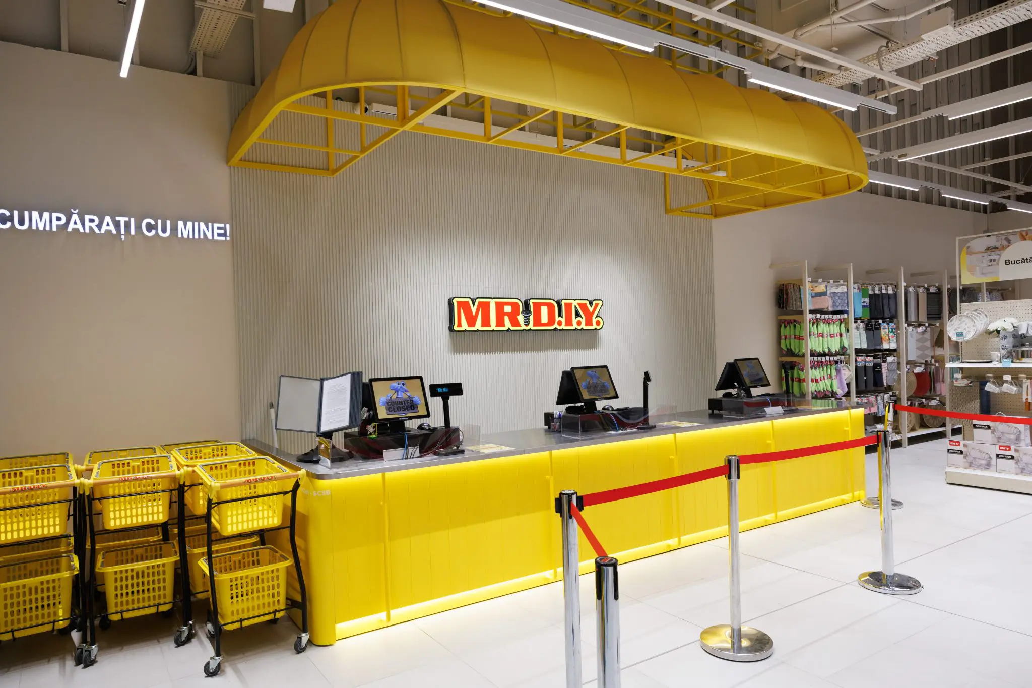 MR DYI 1 scaled - Colosseum Mall își consolidează mixul internațional de chiriași cu deschiderea magazinului MR.DIY