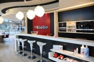Miele 2 300x199 - Miele 2