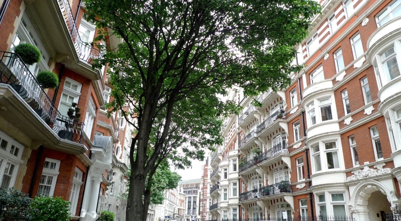 kensington london - Residential vs. Commercial – De unde provin diferentele de cotare?