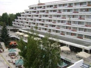 olimp complexul hotelier amfiteatru foto neptunus a5fe83f7a009e0 300x225 - olimp-complexul-hotelier-amfiteatru-foto-neptunus_a5fe83f7a009e0