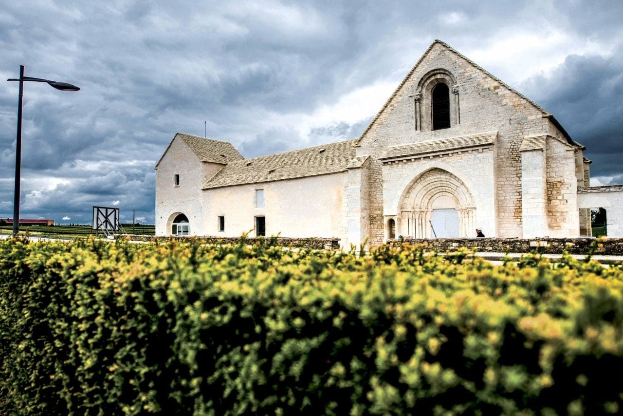 Léproserie Meursault Climats Bourgogne © Clement Bonvalot - Unconventional Homes: Spitale transformate in locuinte