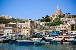 port maltais typique 300x200 - Second homes... prin vecini