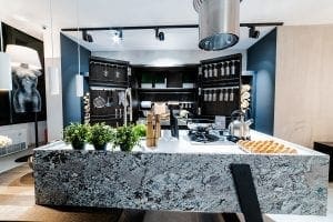 Eveniment Delta Studio weareluxury bucatarie Gamadecor Porcelanosa Kitchens 2 300x200 - GALERIE FOTO: Delta Studio expune cele mai noi colecții de mobilier italian și spaniol, lansate la Salone del Mobile Milano 2018