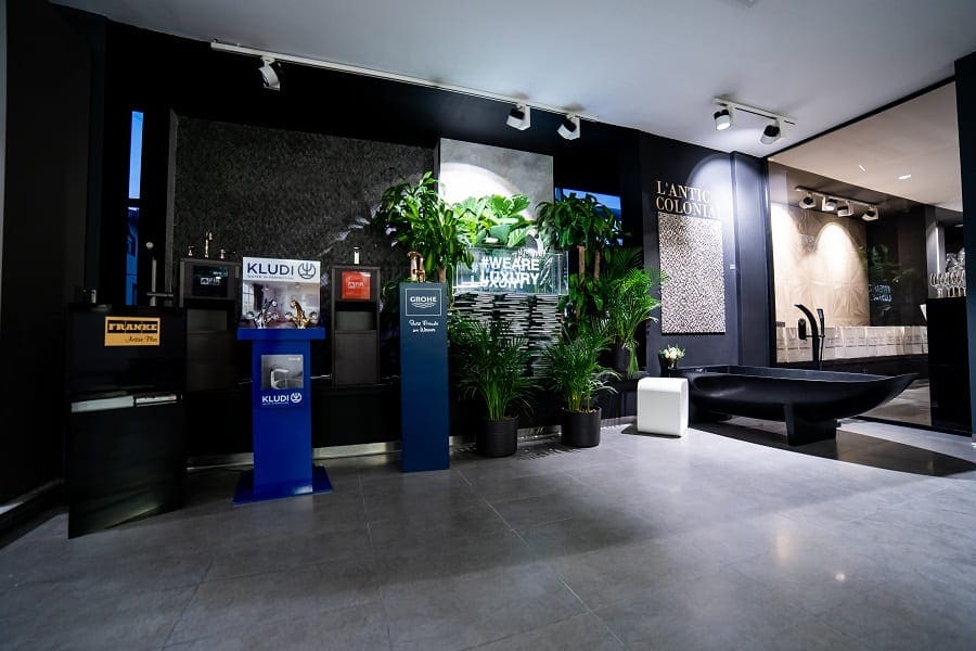 Eveniment Delta Studio weareluxury - GALERIE FOTO: Delta Studio expune cele mai noi colecții de mobilier italian și spaniol, lansate la Salone del Mobile Milano 2018