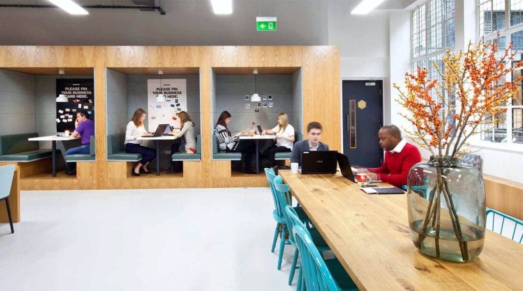 spaces campus 6 copy 1024x569 - Top 5 proiecte de coworking și birouri flexibile din București