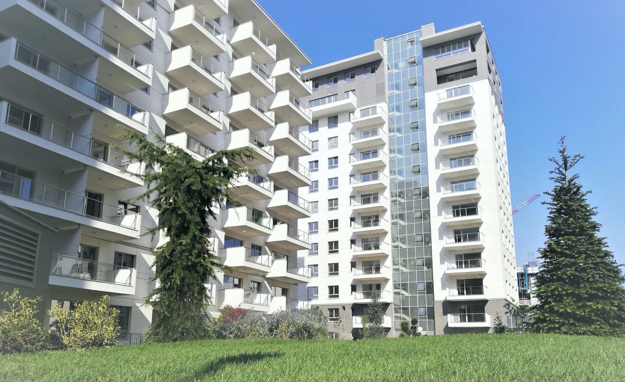 Impact Developer & Contractor finalizează Luxuria Residence, cu 630 de apartamente