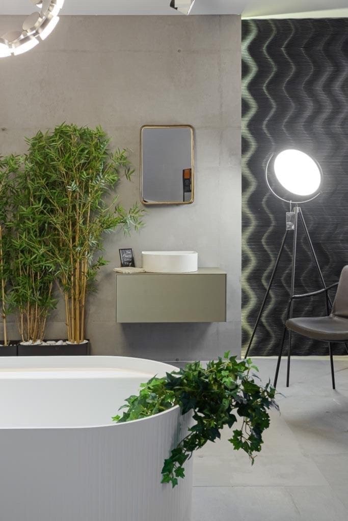 Propunere de amenajare cu obiecte din colectia SONAR by LAUFEN in showroom ul Delta Studio 2 copy 683x1024 - Tendințele de design interior cu soluții exclusiviste: Delta Studio, unic distribuitor al brandului premium Laufen în România