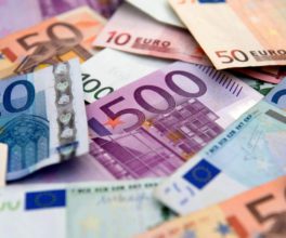 Allianz-Țiriac vinde fostele sedii centrale din Piața Victoriei: Praktiker Real Estate și Primavera Development, noii proprietari