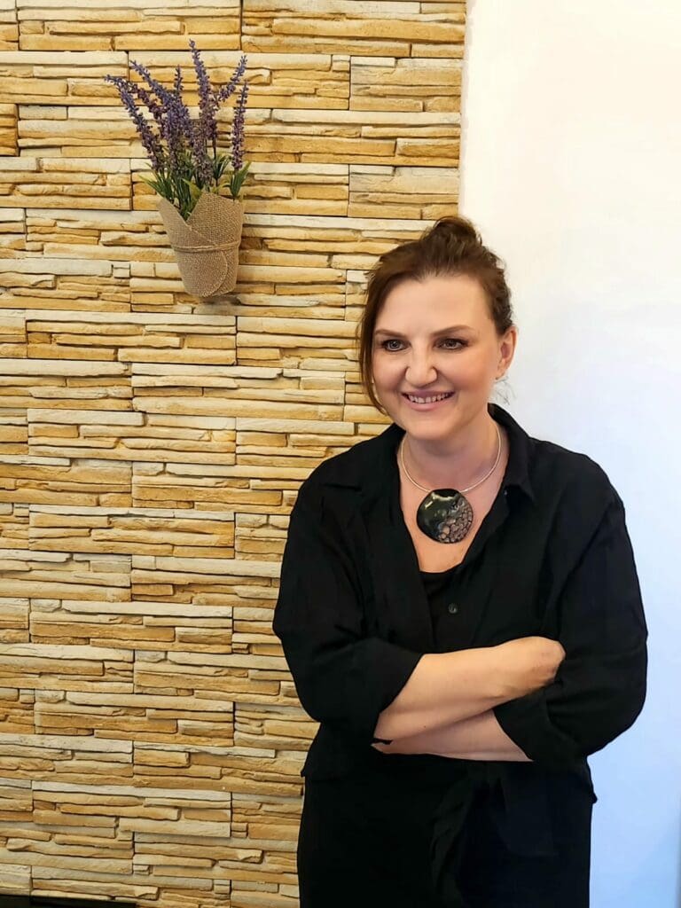 IMG 20230518 WA0010 768x1024 - Speakerii cheie ai conferinței "Women in Real Estate” - 24 mai, București