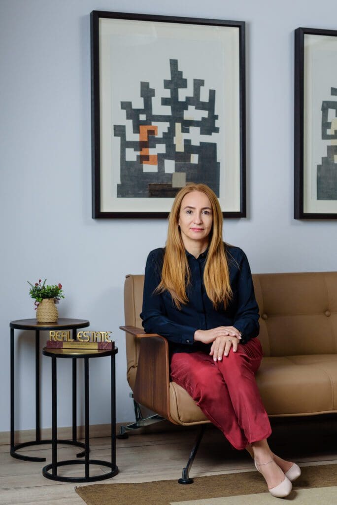arei antoanela comsa aq0x 684x1024 - Speakerii cheie ai conferinței "Women in Real Estate” - 24 mai, București