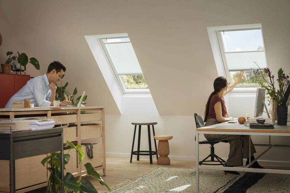 thumbnail VELUX 2 - Ferestrele și soluțiile de protecție termică pot reduce amprenta de carbon cu până la 50%