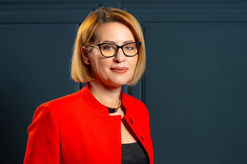 Ramona Babiuc e1716292188698 1024x683 - Speakerii confirmați la cea de-a doua ediție „Women in Real Estate”