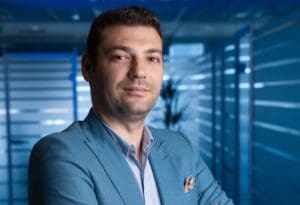 Cristian Dragomir CEO WALDEVAR Energy copy e1717742943931 300x205 - Cristian Dragomir - CEO - WALDEVAR Energy copy