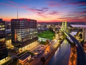 London Oslo 02 300x225 - Evo Properties_birouri