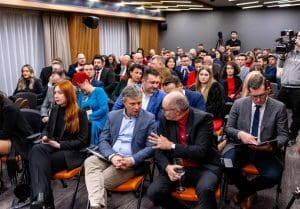 WhatsApp Image 2025 12 19 at 19.25.39 e1766387247487 300x209 - ArtDesign Days