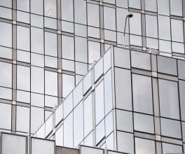 Cererea pentru birouri revine gradual în România, pe măsura consolidării modelului de lucru hibrid