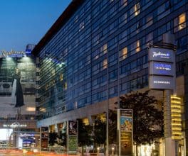 Revetas și Cerberus obțin cea mai mare finanțare hotelieră single-asset din România